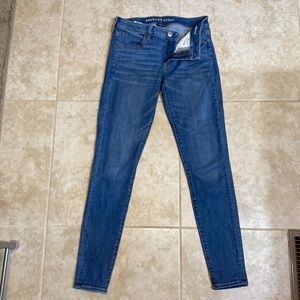 American Eagle Next Level Stretch 6L Jegging Mid Rise Medium Wash